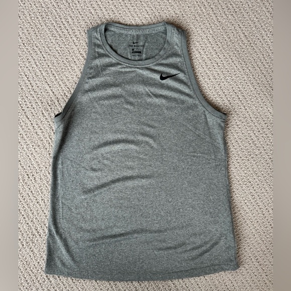 Nike Dri Fit Training Tee - Picture 1 of 2